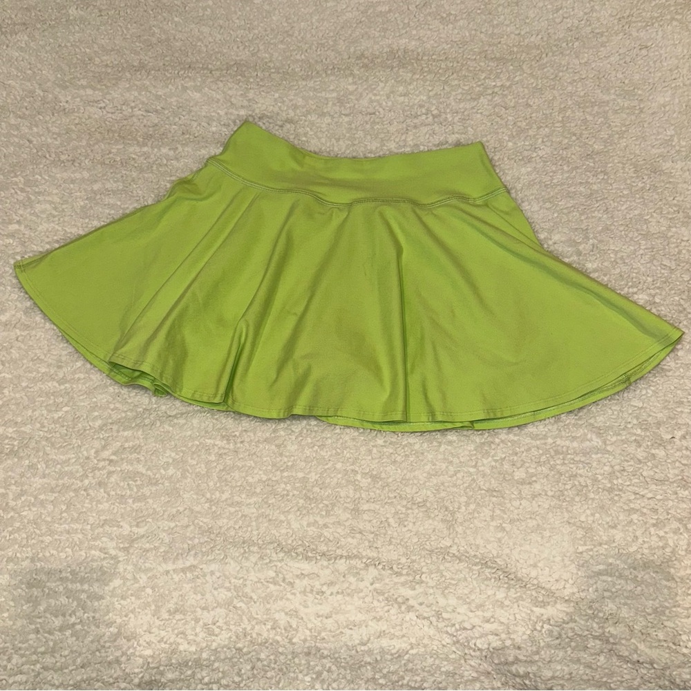 Beyond Yoga lime ice skater skort